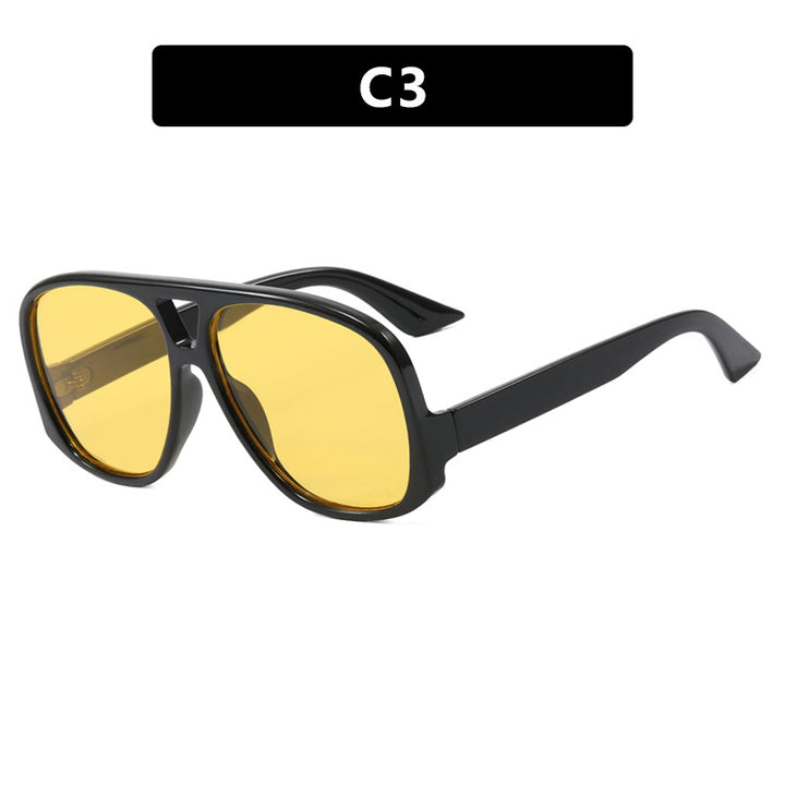 Dame moted sport-solbrille med robust ramme og UV-beskyttelse Skanto