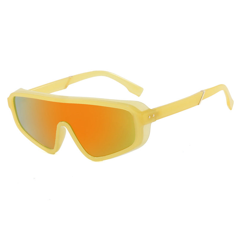 Dame Sports solbrille med stort synsfelt og UV-beskyttelse Skanto