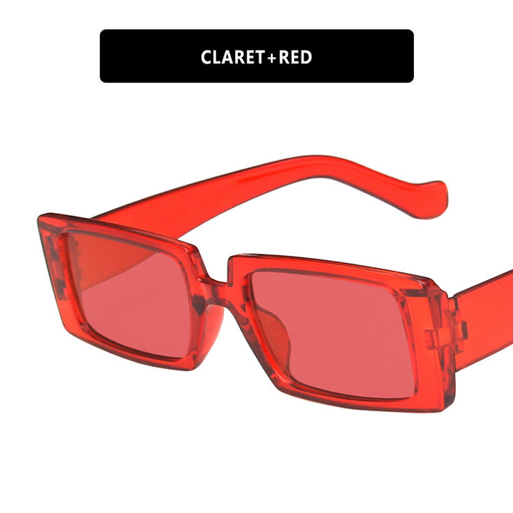Dame kvadratisk solbrille med moderne ramme og stillegant design Skanto