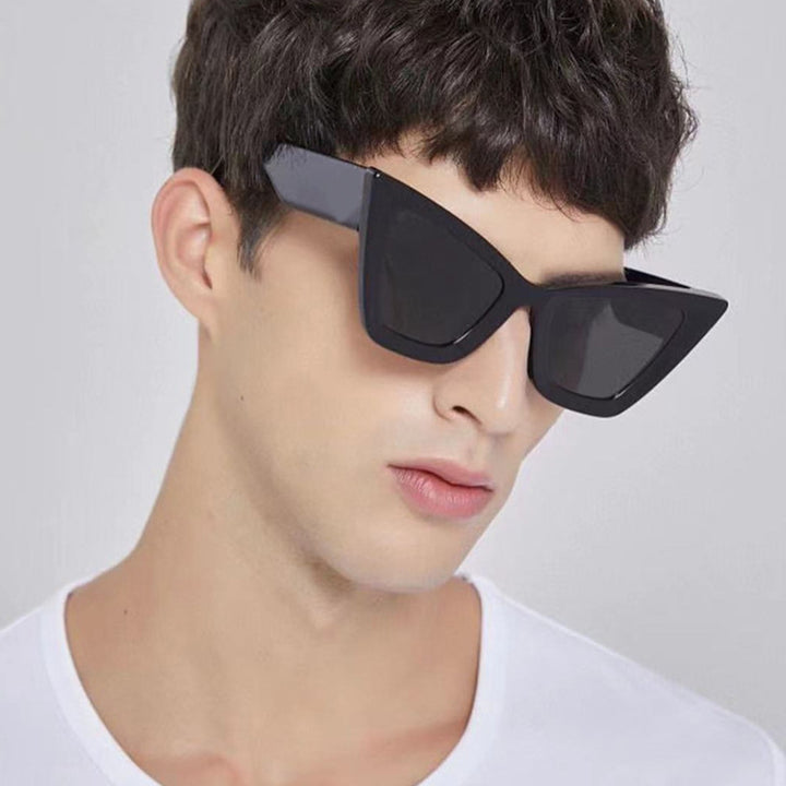 Dame trendy Cat-Eye solbriller med robust design og UV-beskyttelse Skanto