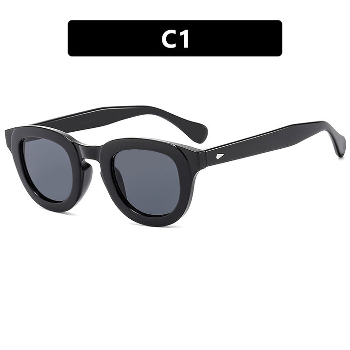 Dame stilige Cat-Eye solbriller med elegant ramme og polariserte linser Skanto