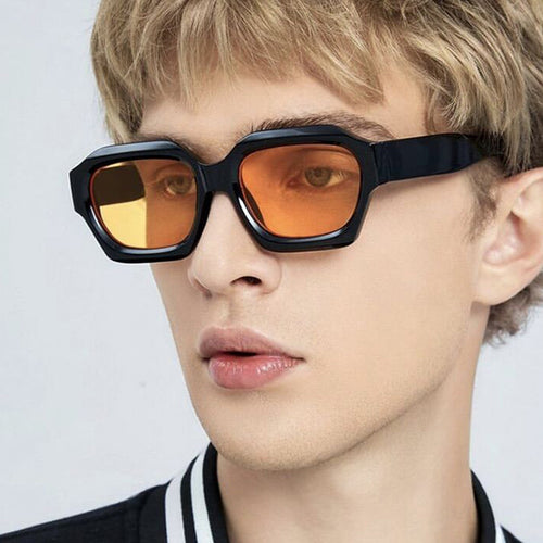 Dame trendy geometrisk solbrille med unikt design Skanto