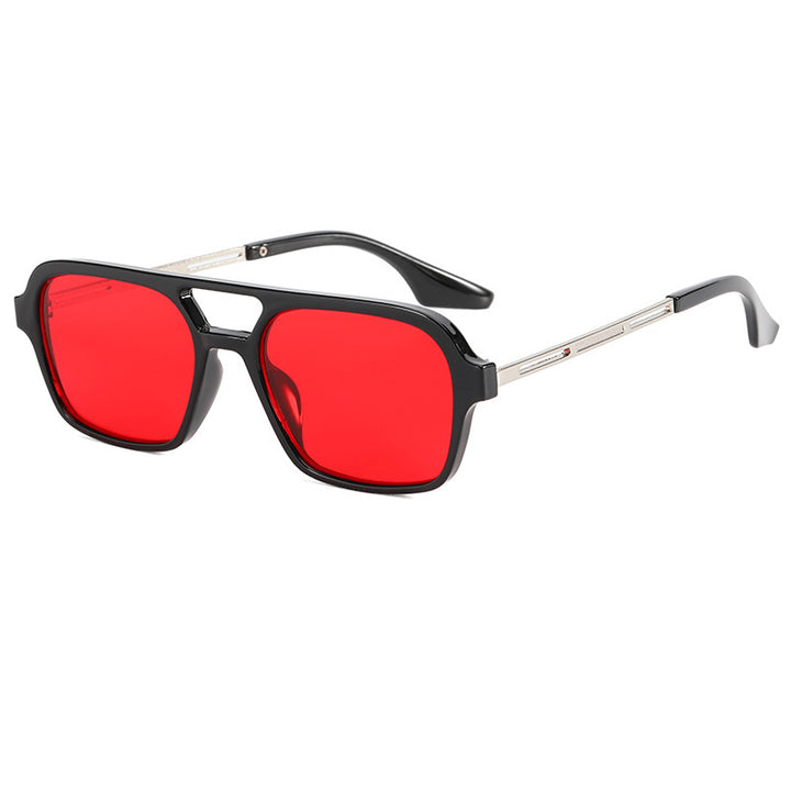 Dame designer solbriller med elegant transparent ramme og gule glass Skanto