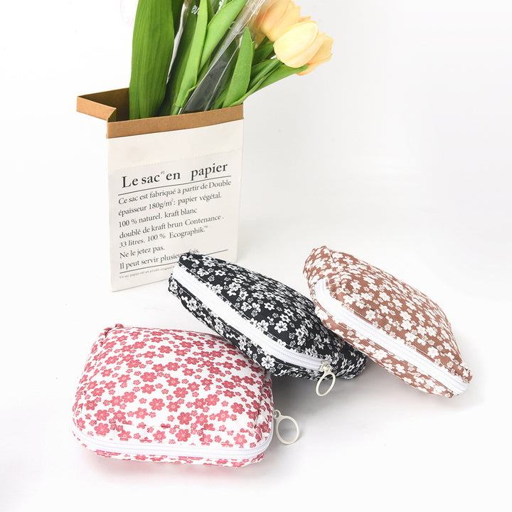 Kosmetikk-organisator med blomsterinspirert design Skanto