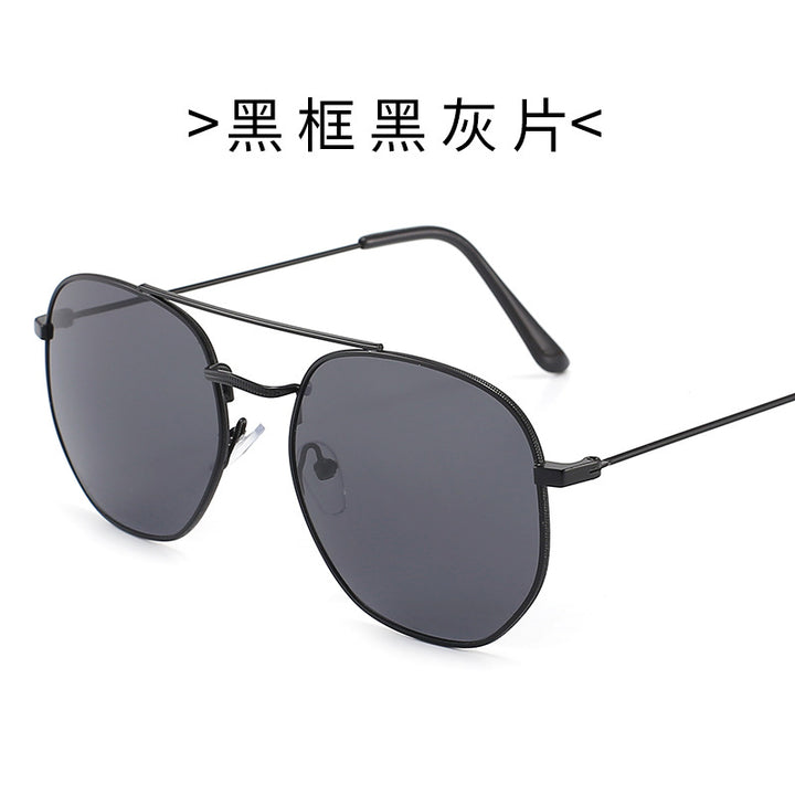 Dame solbrille med oval ramme og beskyttende gradientlinse Skanto