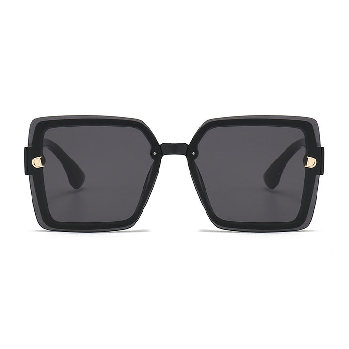 Dame moteriktig firkantet solbrille med robust ramme og UV-beskyttelse Skanto