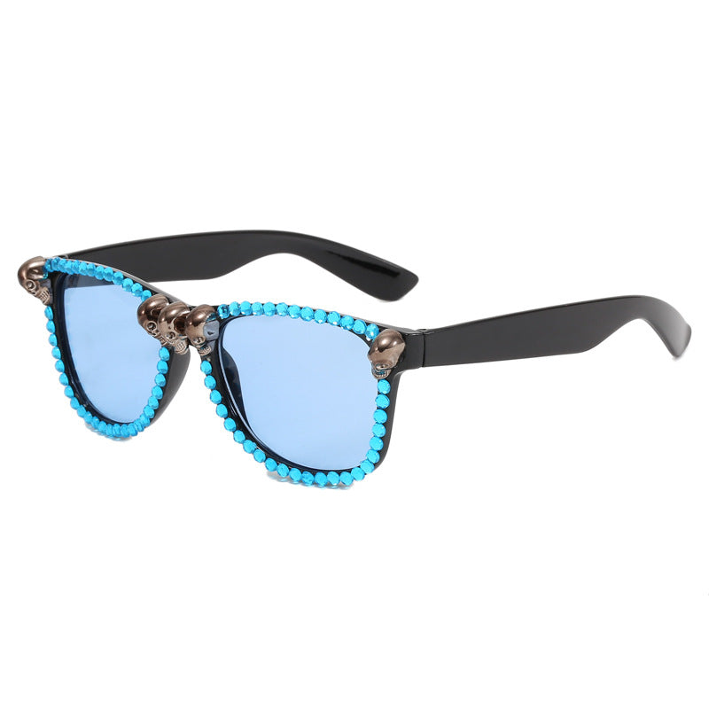 Dame ekstravagant solbrille med krystalldekorasjoner Skanto