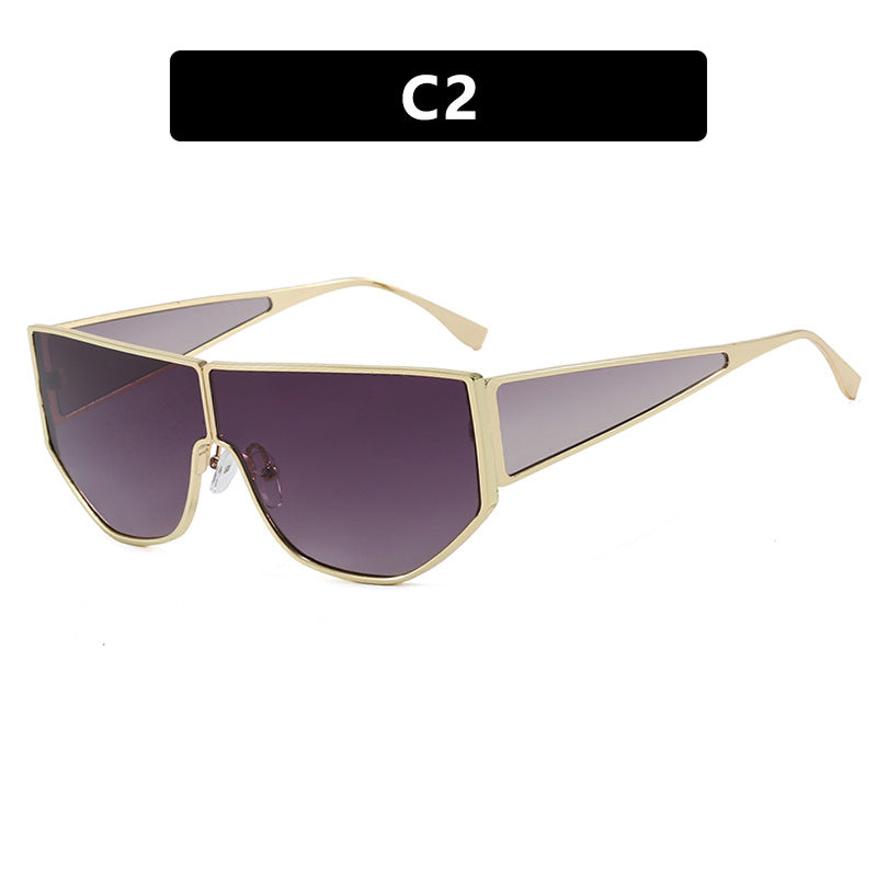 Dame trendy oversized solbriller med markant geometrisk design Skanto