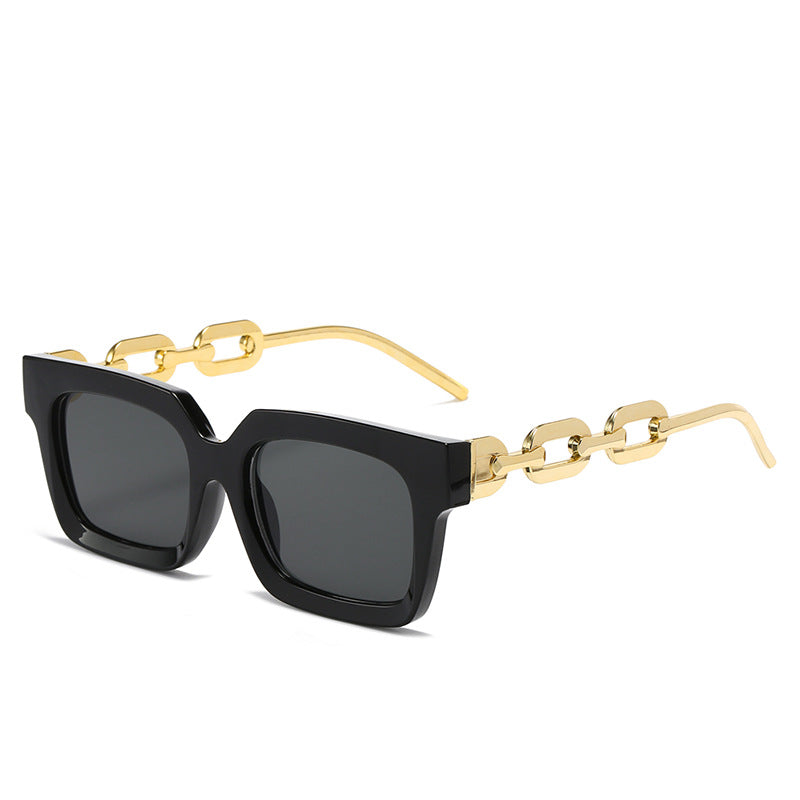 Dame moteriss solbrille med unikt kjedeelement Skanto