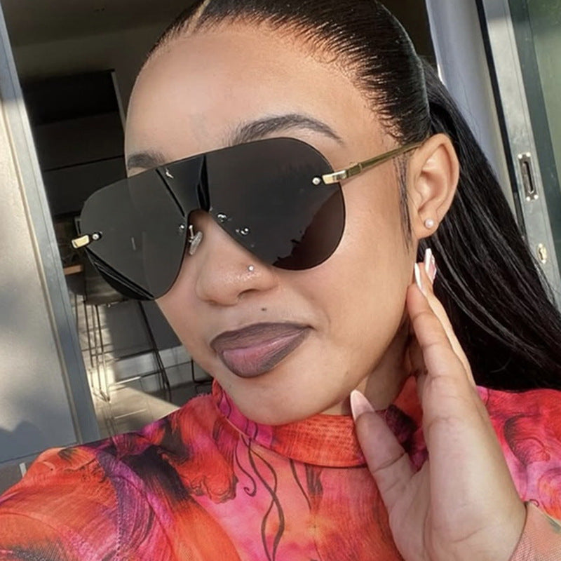 Dame Oversized solbriller i moderne aviator-stil Skanto