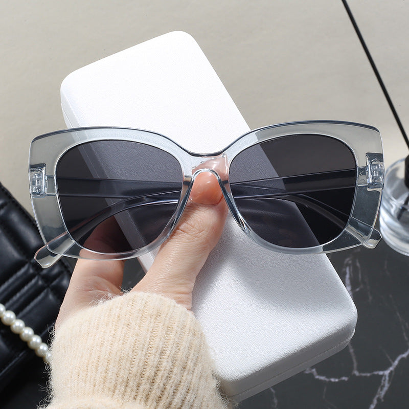 Dame Oversized-solbriller med elegant design Skanto