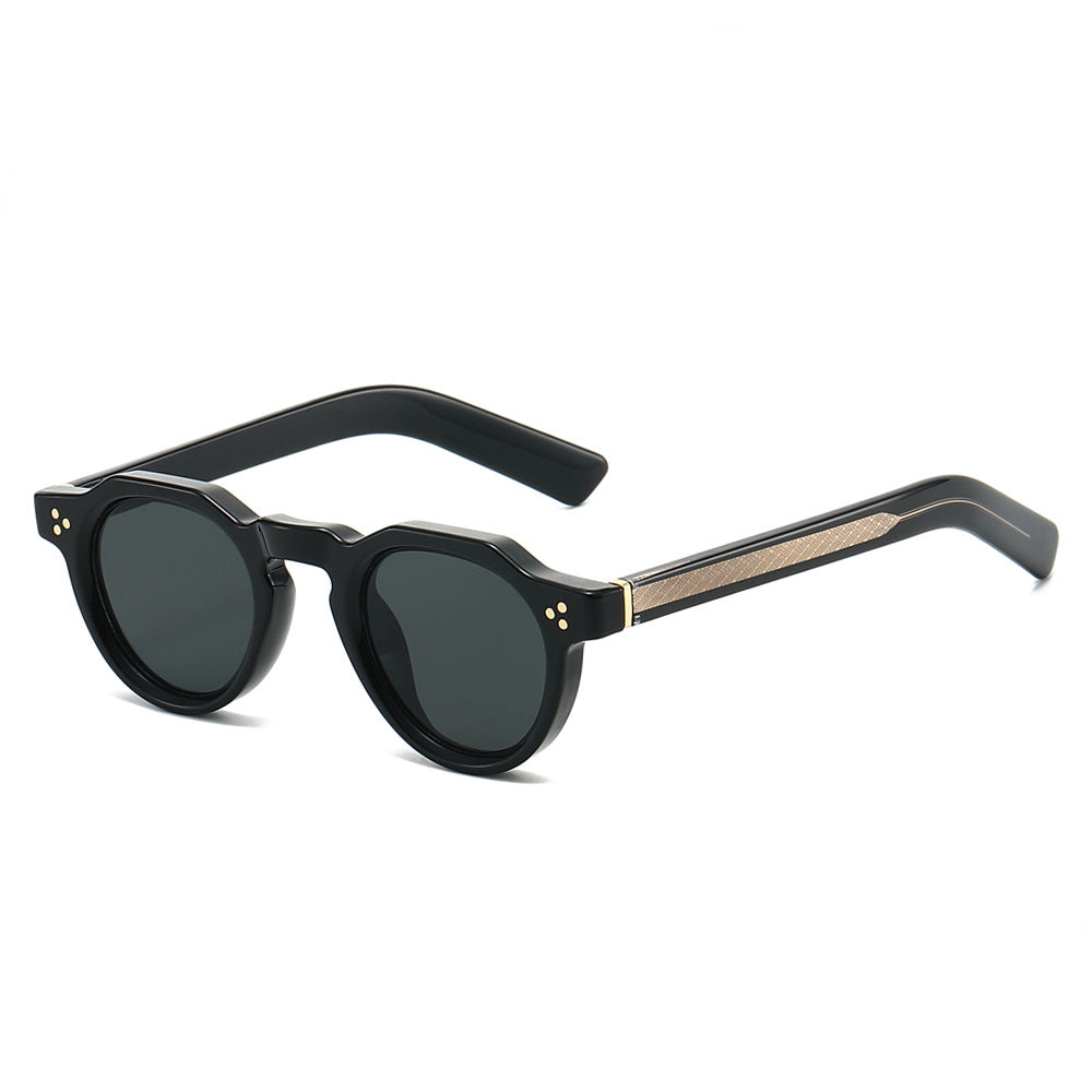 Dame moteriktig solbrille med ekstravagant ramme og UV-beskyttelse Skanto