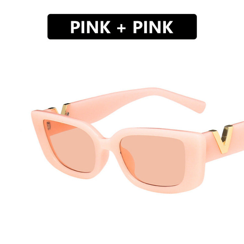 Dame elegant kuttet solbrille i moderne design Skanto