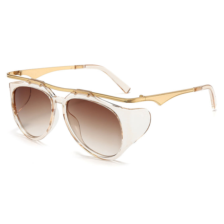 Dame Modis sport solbrille med oversized ramme og gull aksenter Skanto