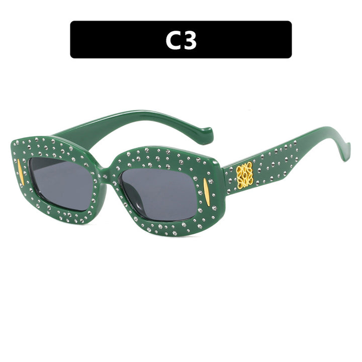 Dame moteriktig solbrille med glamorøs strass-dekor Skanto