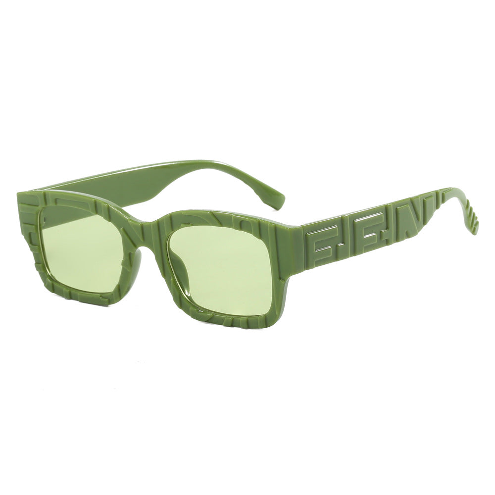 Damer moteriktig firkantet solbrille med strukturert ramme og UV-beskyttelse Skanto