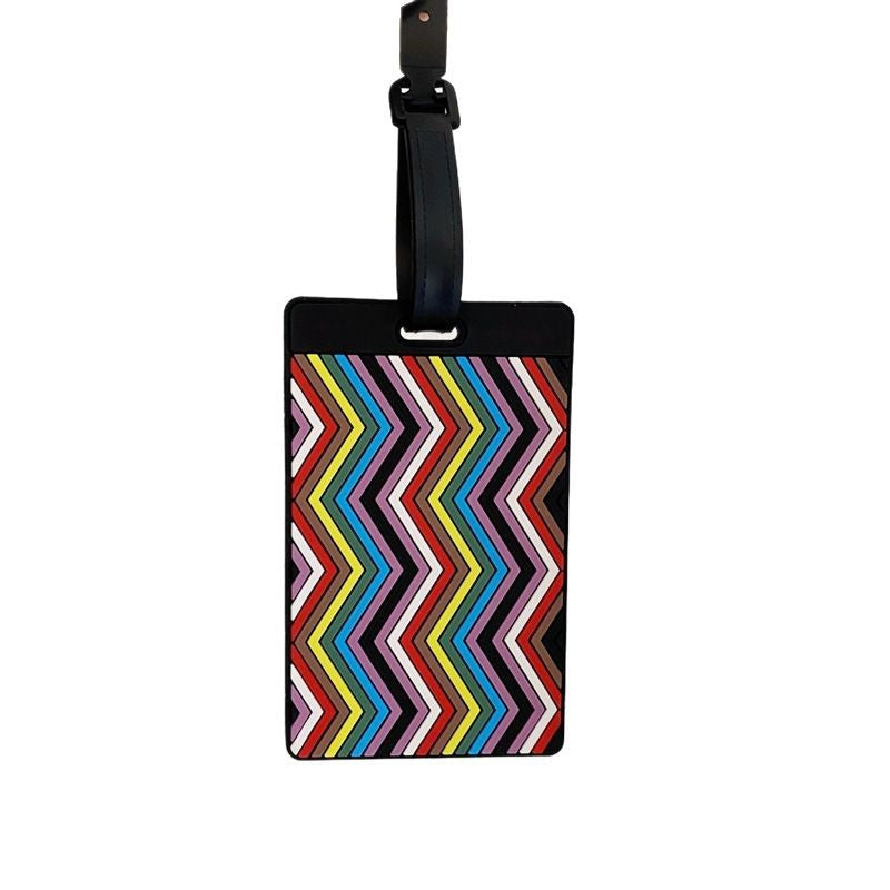 Vibrant Chevron Pattern Bagasje Tag Skanto