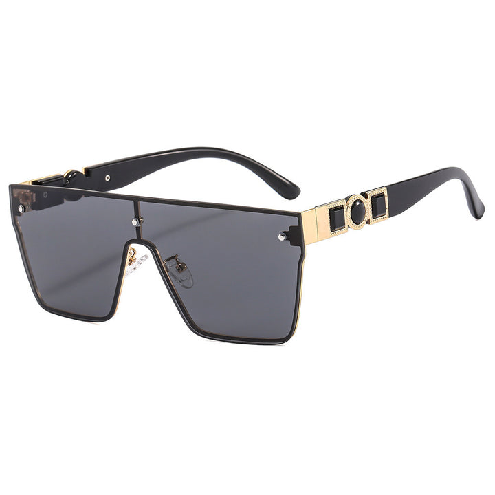 Dame oversized gjennomsiktig solbrille med moderne ramme Skanto