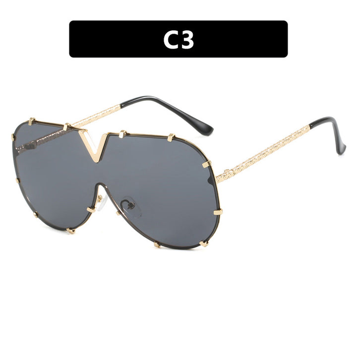 Dame oversized vernebrille i futuristisk design Skanto
