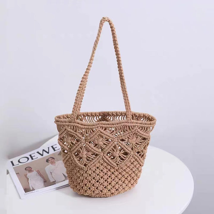 Håndlaget kurvveske med blomstermønster Skanto