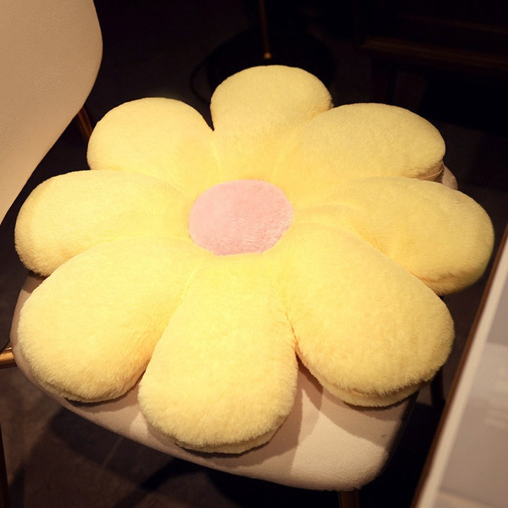 Plüsch sittepute i blomsterform Skanto