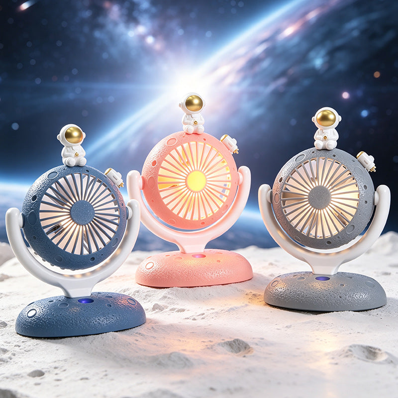 Dame Bærbar USB Bordvifte med kreativt Astronautdesign Skanto