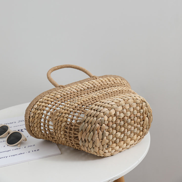 Håndlaget rattan-veske med en avtakbar innleggsfôr Skanto