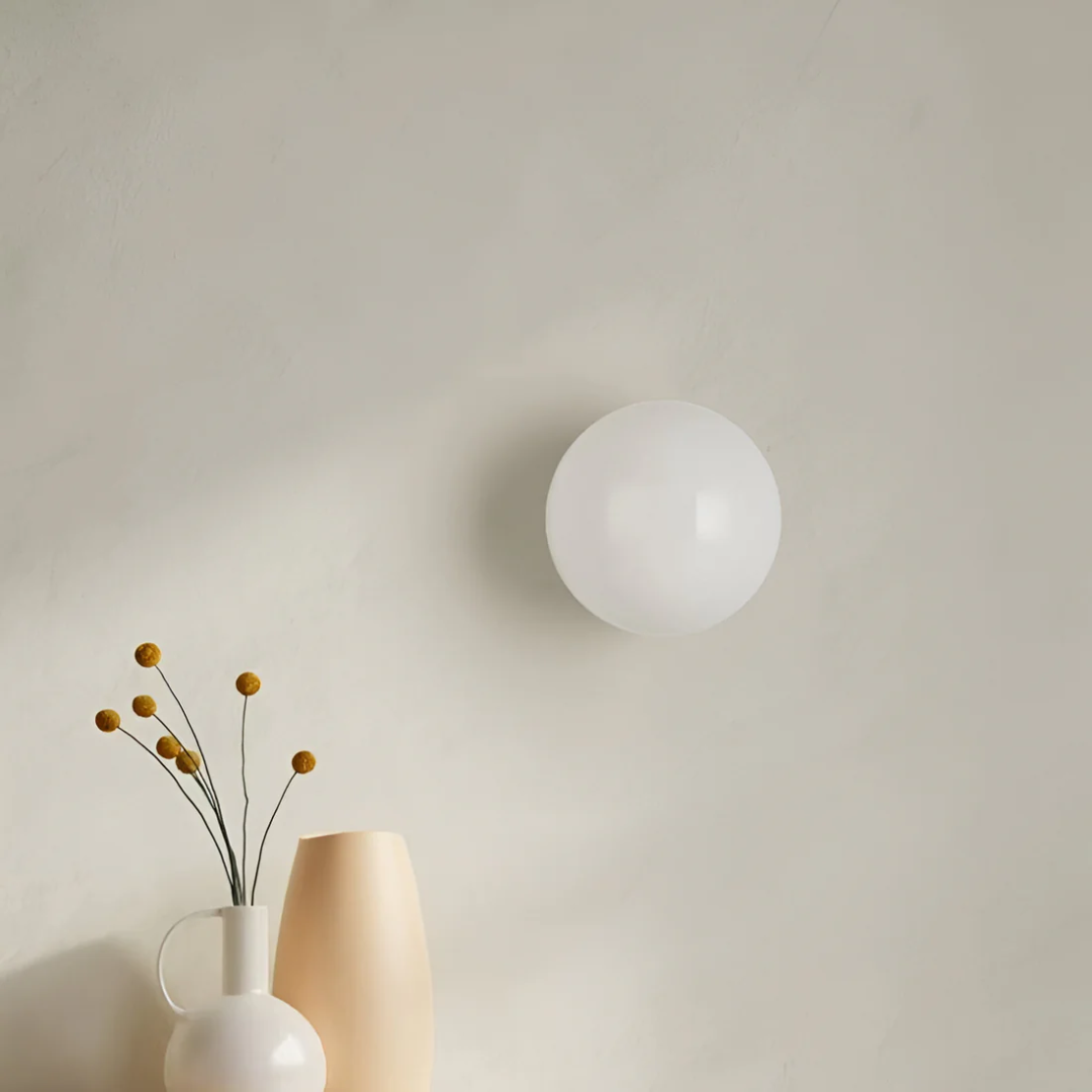 Skanto | Moderne Glass Vegglampe for Elegant Ambient Belysning