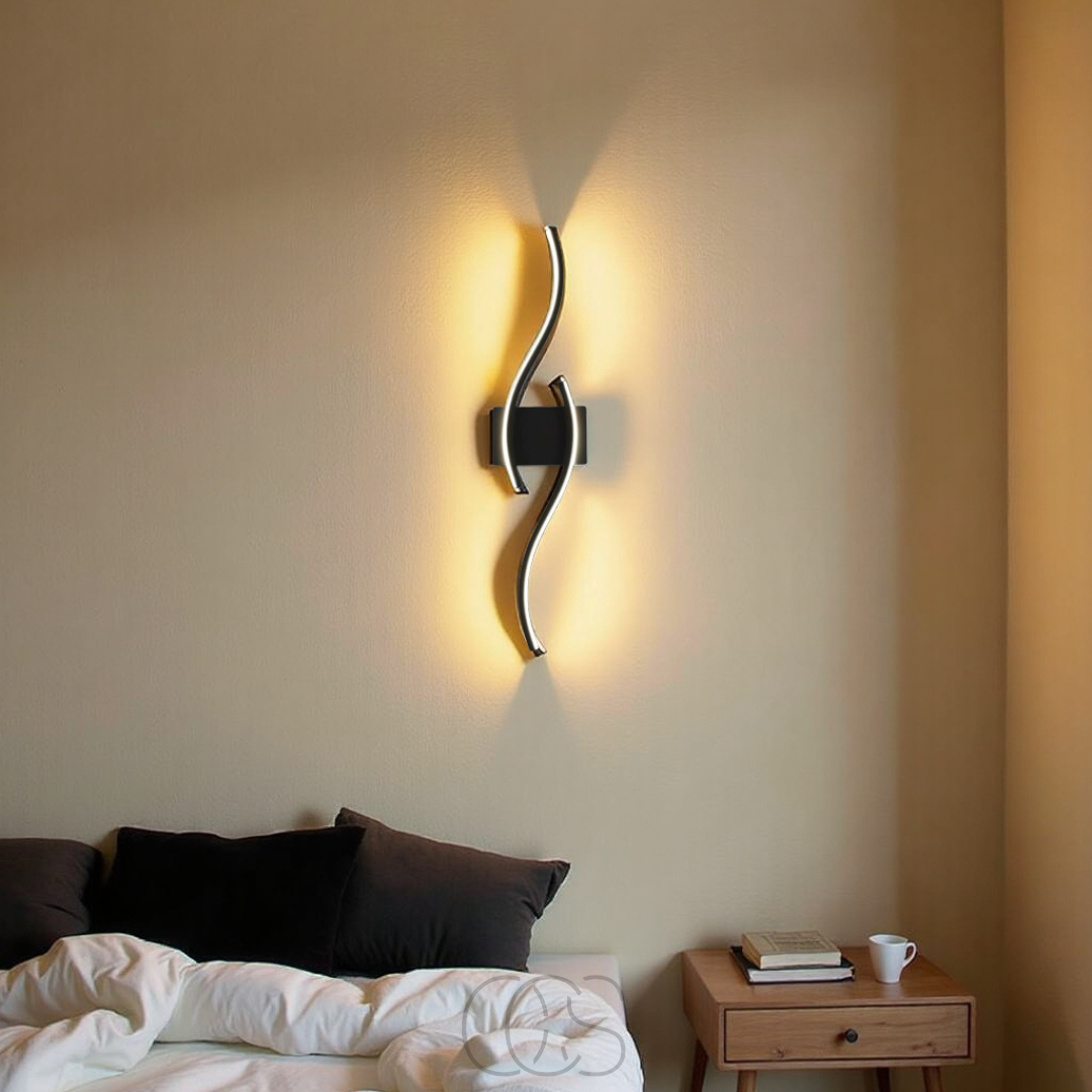 Skanto | Minimalistisk svart LED-vegglampe – Moderne fjernstyrt omgivelseslys