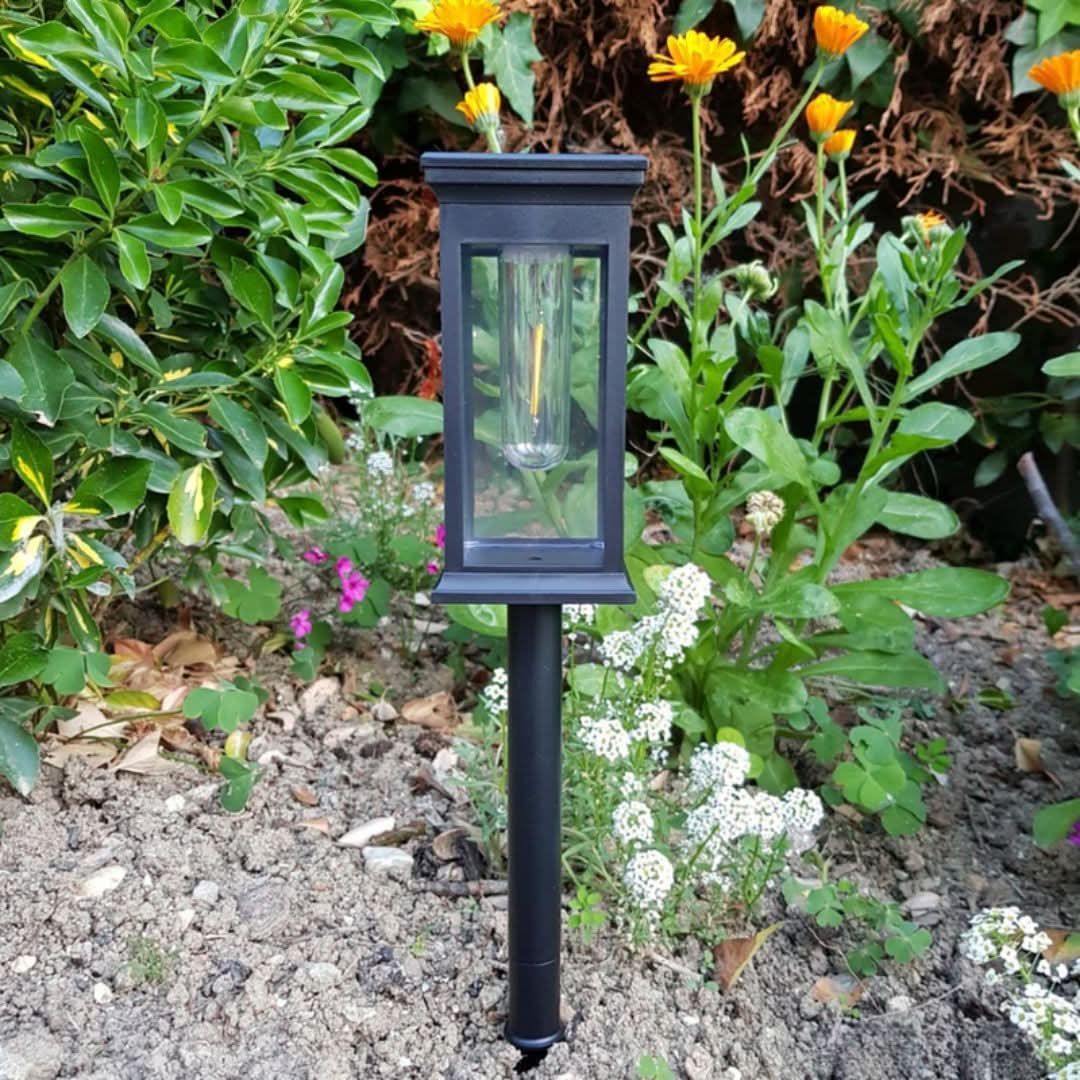 Kabellose Solar-Gartenlaterne – GlowPath