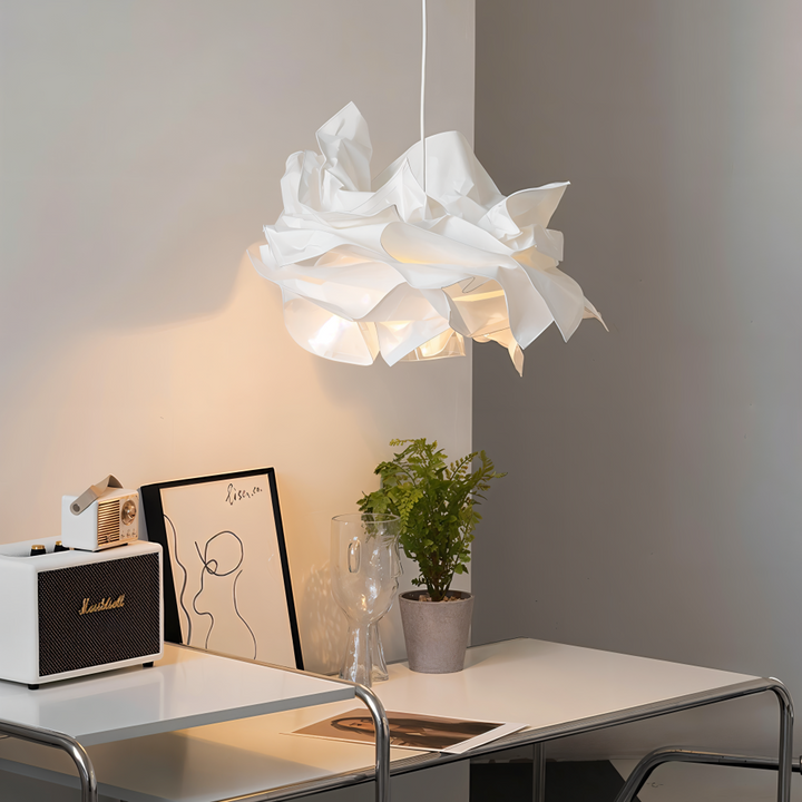 Creative Clouds Pendelleuchte – DIY papir taklampe med kunstnerisk sjarm | Skanto