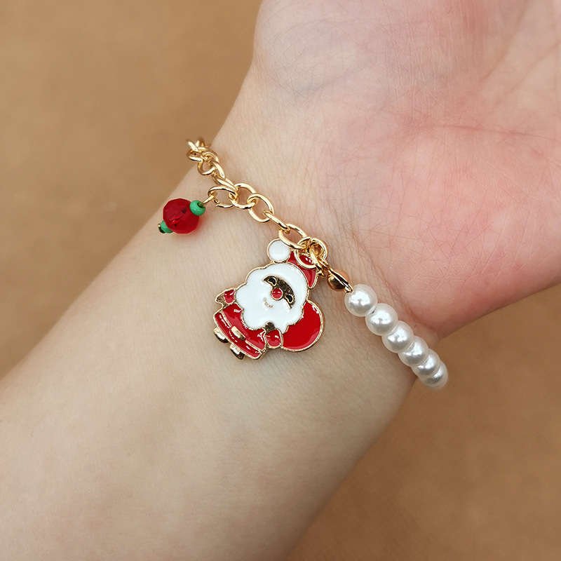 Skanto | Festiv charm armbånd med glitrende perler for jul