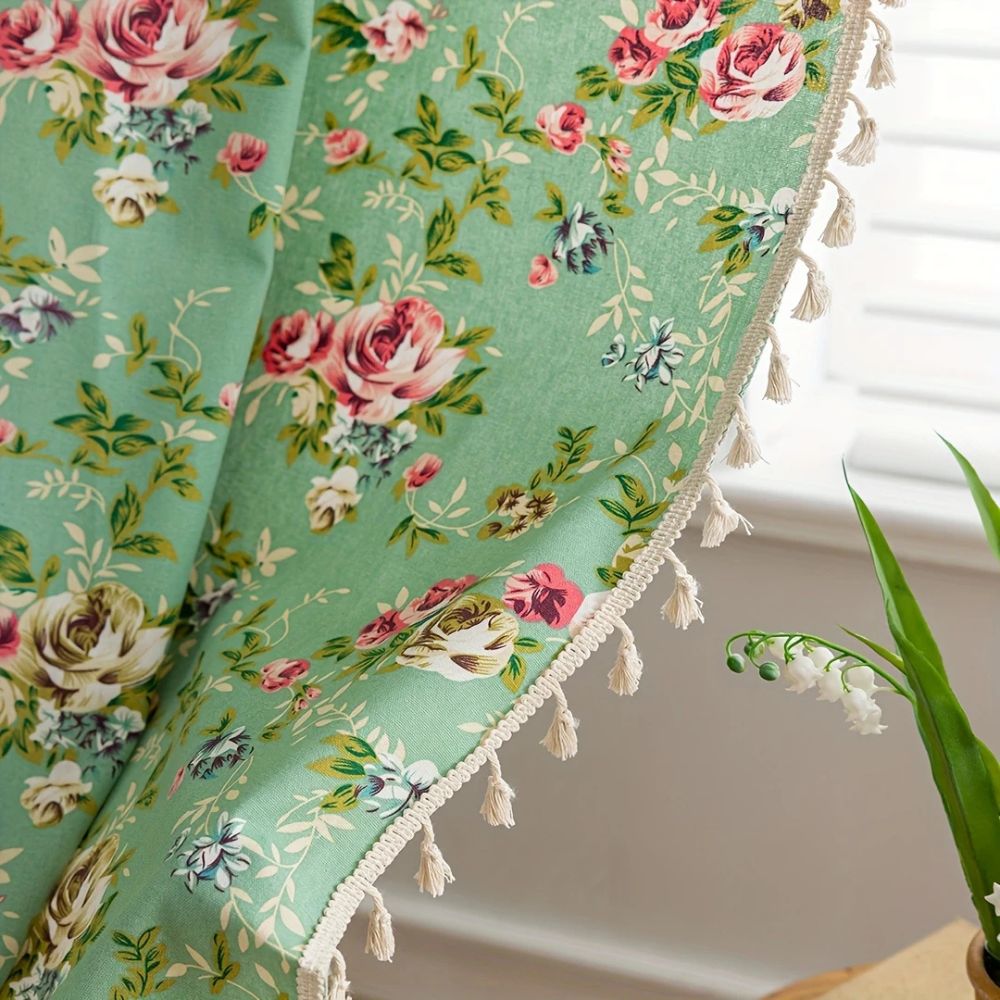 Skanto | Pastoral Green Rose Knyte Gardin