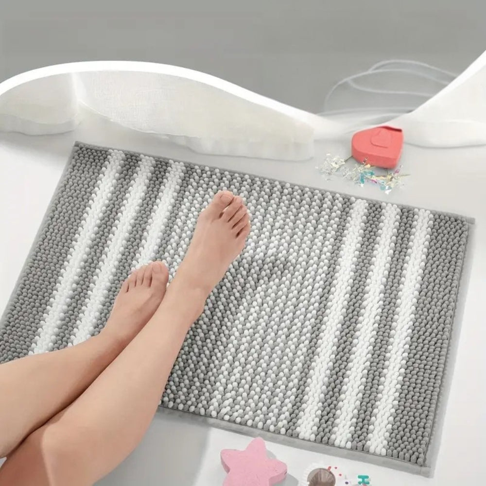 Skanto | Pebble-Knit Stripete Chenille Badmatte