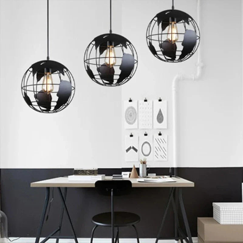Kreative Erde Chandelier Pendellampe – Industrielt Retro Design laget av Metall | Skanto