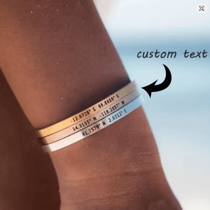Skanto | Graviertes Edelstahl-Armreif | Personalisiertes minimalistisches Design