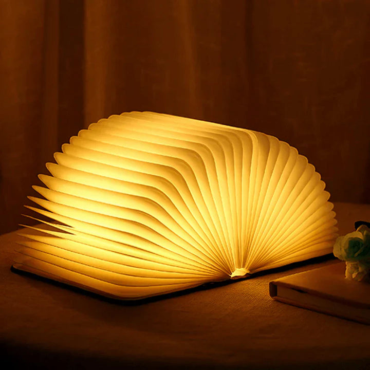 Brettbar Boklampen med Varm LED Belysning - StoryGlow | Skanto