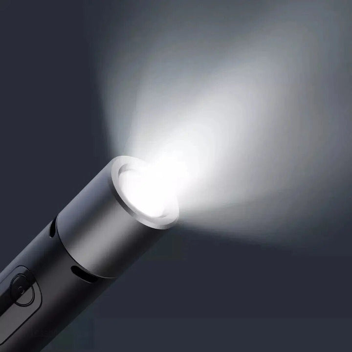 Skanto | FlashShield - Den ultimate forsvarslampen - Sikkerhet ved fingertuppene