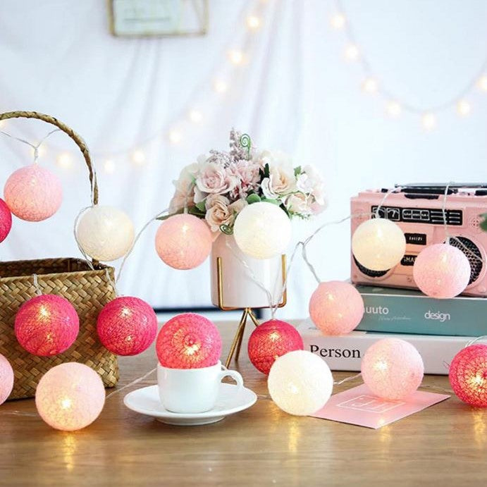 Gledelig Bomull Lys Ball Girlander - LumiBall | Skanto