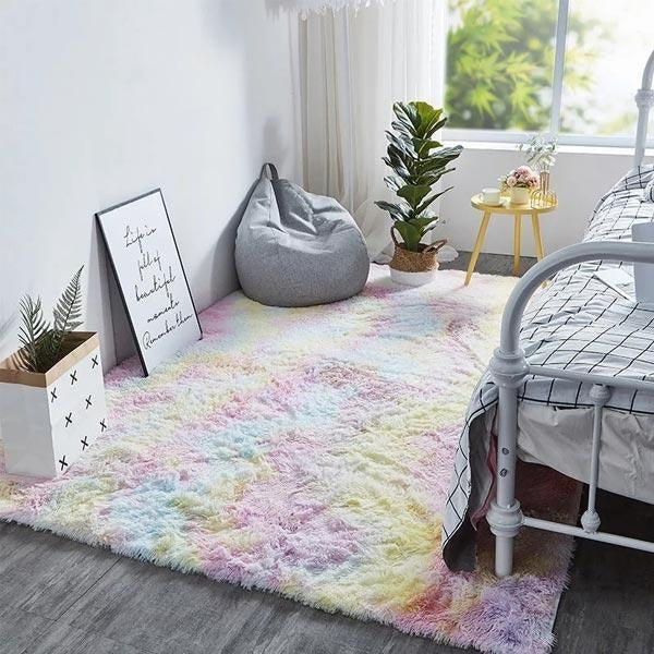 Plush Rainbow Fargerik Pelsteppe | Skanto