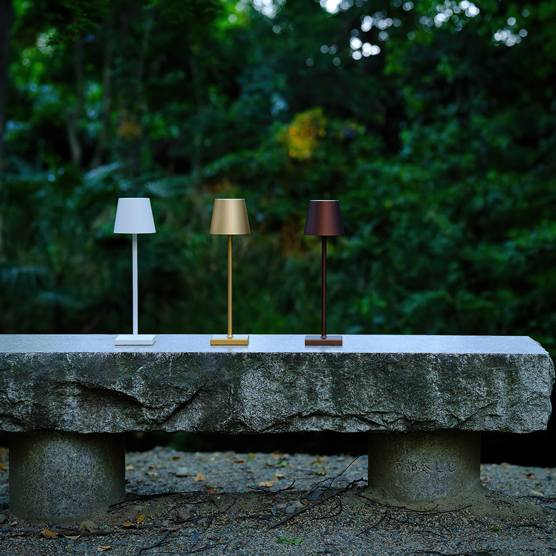 Skanto | PoldLight – Moderne LED Bordlampe med Lading Mulighet