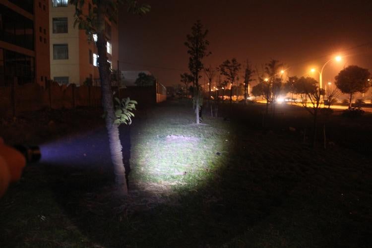 Oppladbar LED-lommelykt | Skanto
