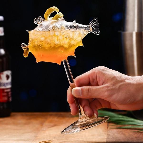 Pufferfish formet cocktailglass med glass sugerør | Skanto