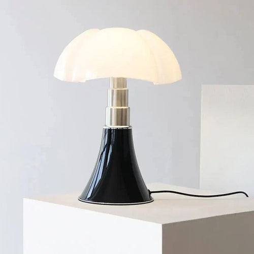 Skanto | FloraLuxe Designer Floral Bordlampe | Stilfull Belysning for Ethvert Rom