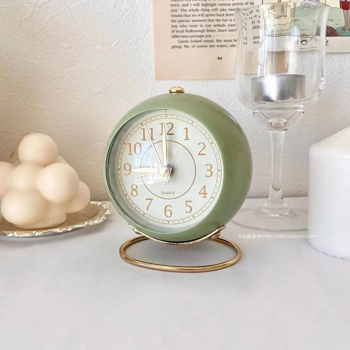 Skanto | Retro Vintage Stil Gull Akse Alarmklokke