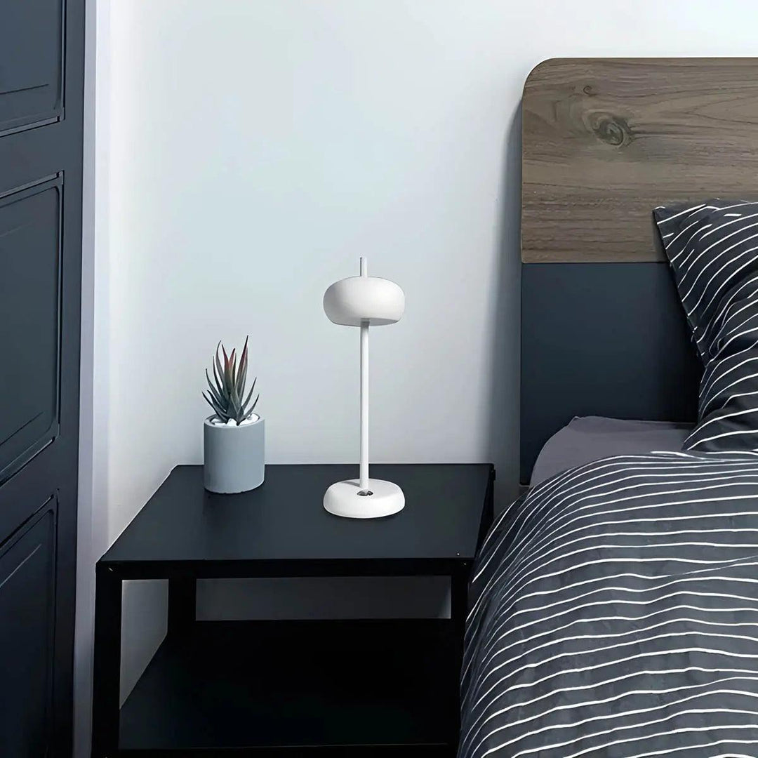 Skanto | PureShine - Minimalist Bordlampe