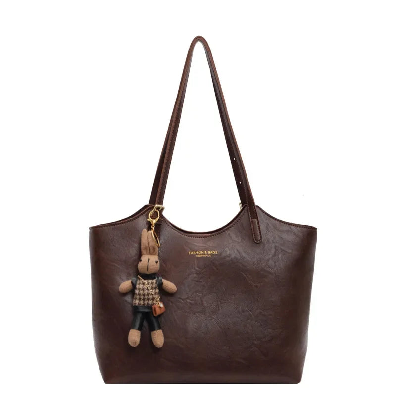 Skanto | Mirella | Klassisk Dame Shopper Bag med Charm – Elegant, Romslig & Tidøs