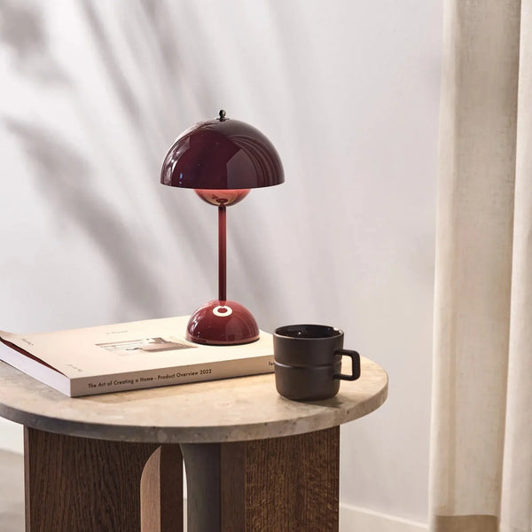 Skanto | Stilfull Auroraglo LED bordlampe for stuen