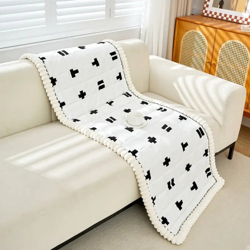 Skanto | Ruffled Cloud Edge Quilted Couch Cover