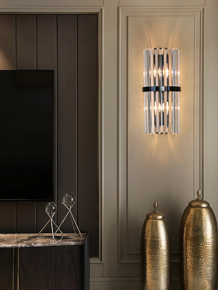 Skanto | GoldenGleam – Elegant Gullvegglampe med Varme Glød